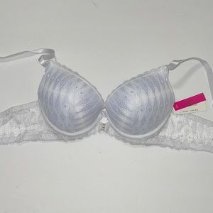 PUSH UP GENTLE LACE T-SHIRT LIGHTLY LINED BRA UNDERWIRE 3 HOOKS ILYS LUMIE BRAND